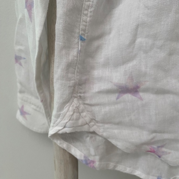 Rails Womens Charli Tie Dye Stars White Linen Blend Shirt Blouse Top Size XS - Picture 4 of 9